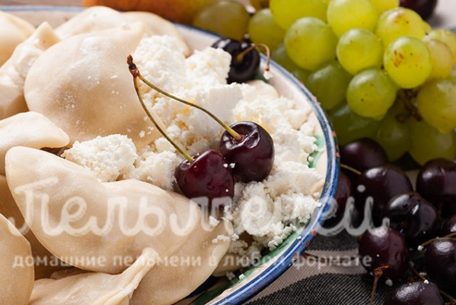 Вареники с творогом и вишней замороженные (АКЦИЯ)