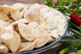 Вареники с адыгейским сыром и зеленью