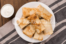 Блины с яблоками и корицей замороженные